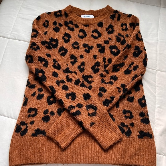 CHEETAH SWEATER - Picture 1 of 3